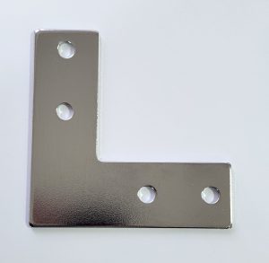 Накладний L кут для верстатного профілю 4040